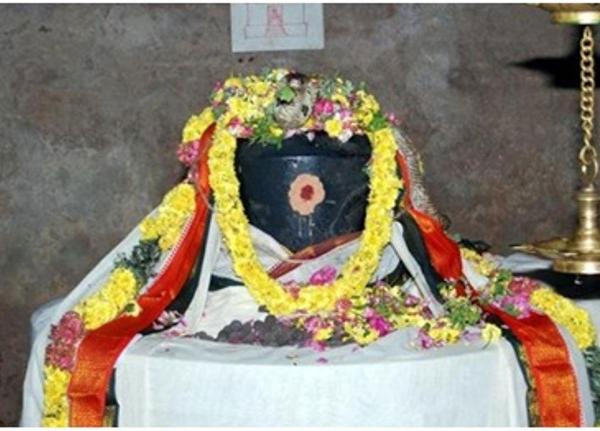 Thepperumnllur Shiva Temple