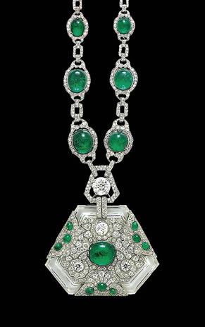 Emerald necklace & pendant