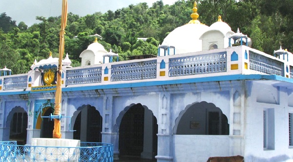 Gurudwara Rewalsar, Himachal Pradesh