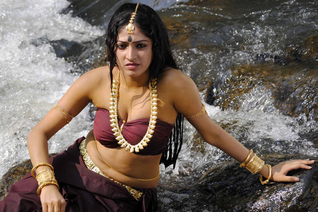 Actress Haripriya