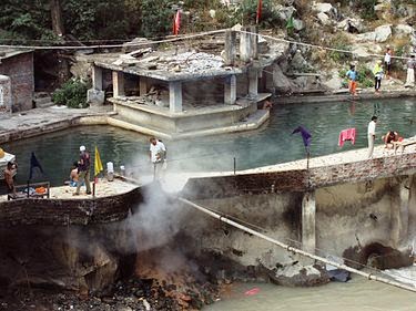Manikaran Hot Water Spring, HImachal Pradesh Manikaran Hot Water Spring, HImachal Pradesh
