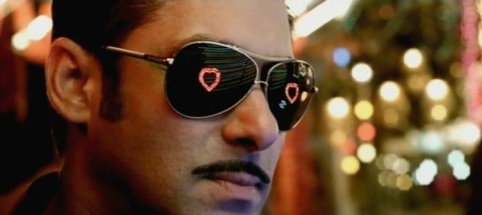Tere Mast Mast Do Nain Tere Mast Mast Do Nain