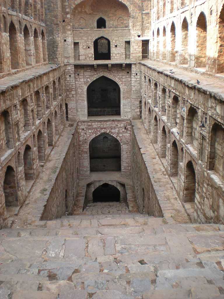 Agrasen ki Baoli, Hailey Road, New Delhi