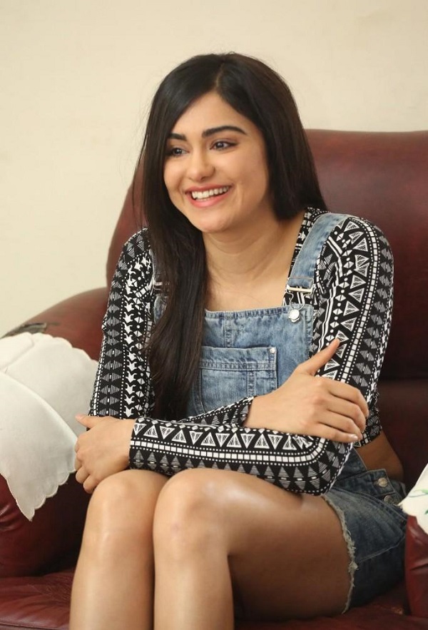 adah-sharma-latest-hot-thigh-showing-photos adah-sharma-latest-hot-thigh-showing-photos