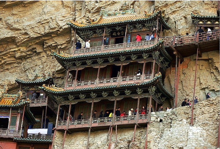 10 Amazing Buddhist Monasteries 10 Amazing Buddhist Monasteries
