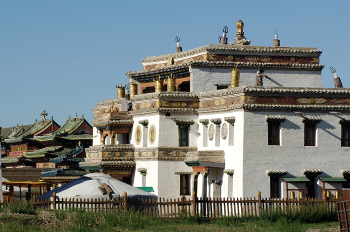 10 Amazing Buddhist Monasteries 10 Amazing Buddhist Monasteries