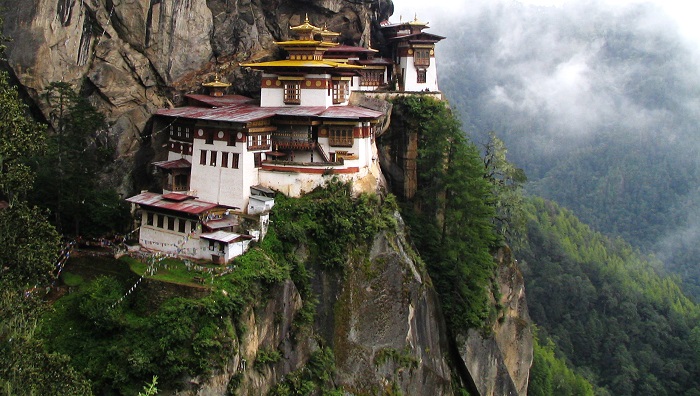 10 Amazing Buddhist Monasteries 10 Amazing Buddhist Monasteries