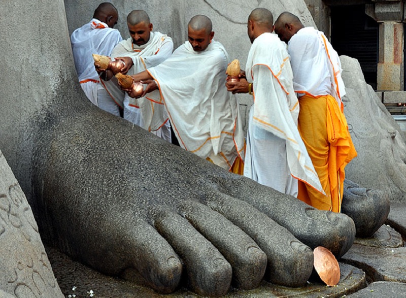 World's Largest Monolithic Statue