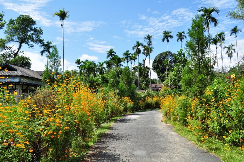 Asia's Cleanest Village - Mawlynnong, Meghalaya
