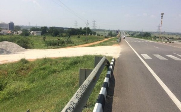 find-out-why-nh-44-is-known-as-the-highway-of-death-in-telangana-village-of-widows find-out-why-nh-44-is-known-as-the-highway-of-death-in-telangana-village-of-widows