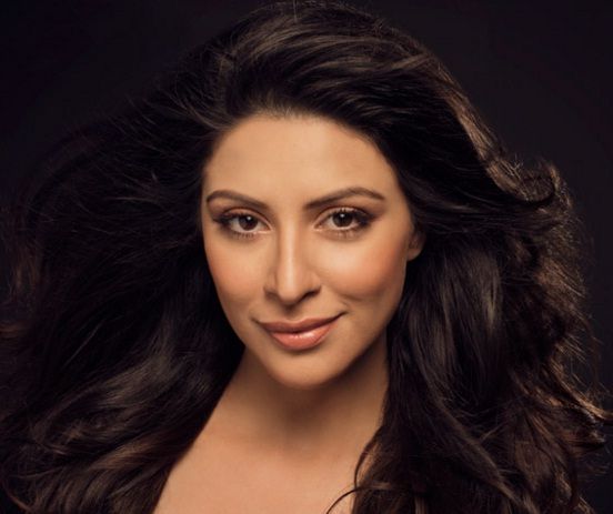 karishma-kotak-bikini-photos karishma-kotak-bikini-photos