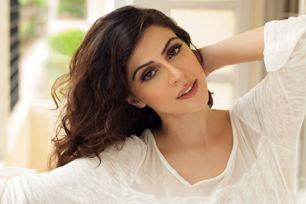 karishma-kotak-bikini-photos karishma-kotak-bikini-photos
