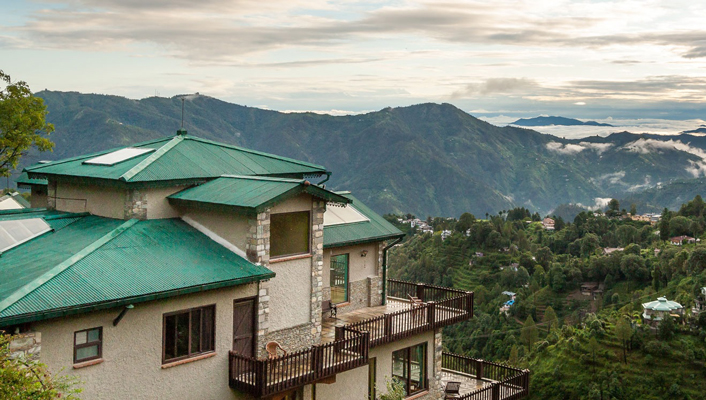 Solitude in the Himalayas, Ramgarh (Kumaon Region), Uttarakhand Solitude in the Himalayas, Ramgarh (Kumaon Region), Uttarakhand