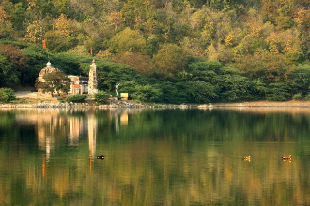 Lonar Crater Lake Lonar Crater Lake