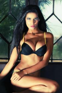 poonam-pandey-sexy-hot-photos