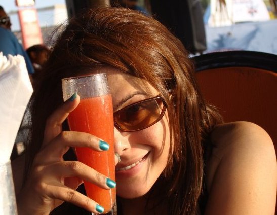 shila-shukla-bapass-hot-photos
