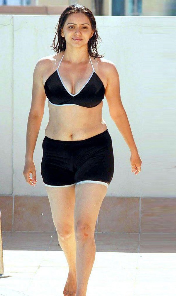 SOUTH INDIAN BIKINI GIRLS PHOTO GALLERY
