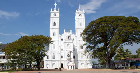 top-20-astonishing-stunning-churches-india top-20-astonishing-stunning-churches-india