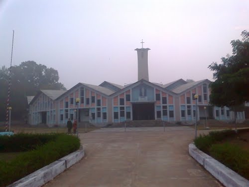 top-20-astonishing-stunning-churches-india top-20-astonishing-stunning-churches-india