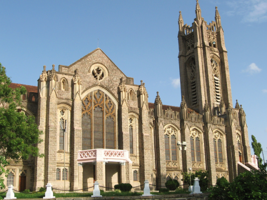 top-20-astonishing-stunning-churches-india top-20-astonishing-stunning-churches-india
