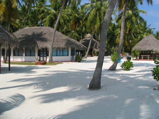 Lakshadweep: Romance of White Sandy Beaches Lakshadweep: Romance of White Sandy Beaches