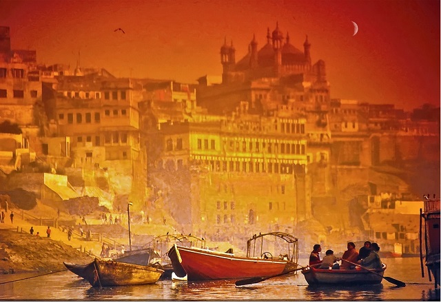 Varanasi: Foundations of Faith Varanasi: Foundations of Faith