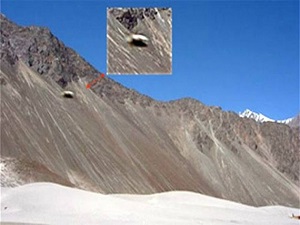 UFO Spotted Over Flooded Area in India