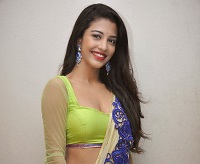 Daksha Nagarkar Photos Gallery 