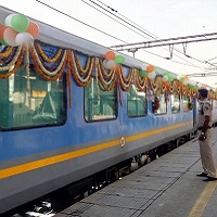 Gatimaan Express launched: A look at top 7 Super fast trains in India!