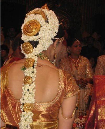 Beautiful Indian Hairstyles For Girls