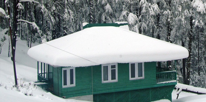 Patnitop (Udhampur) Experience Snowfall in India