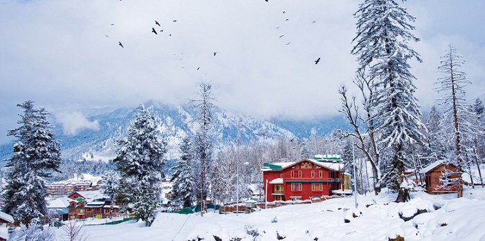 Pahalgam (kashmir) Experience Snowfall in India