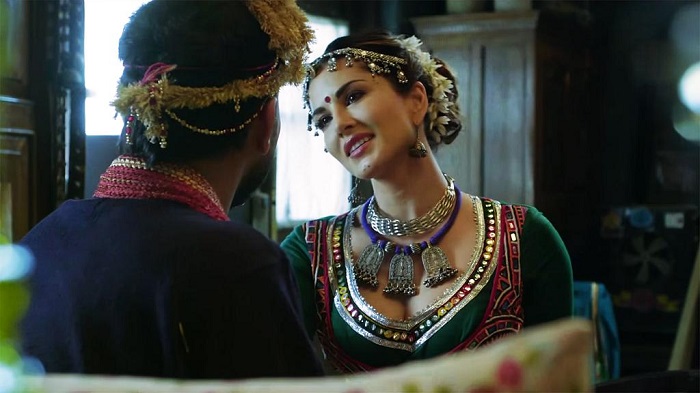 Sunny Leone became sanskaari