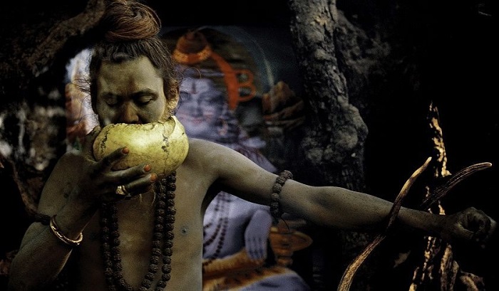 अघोरी साधुओं के बारे में