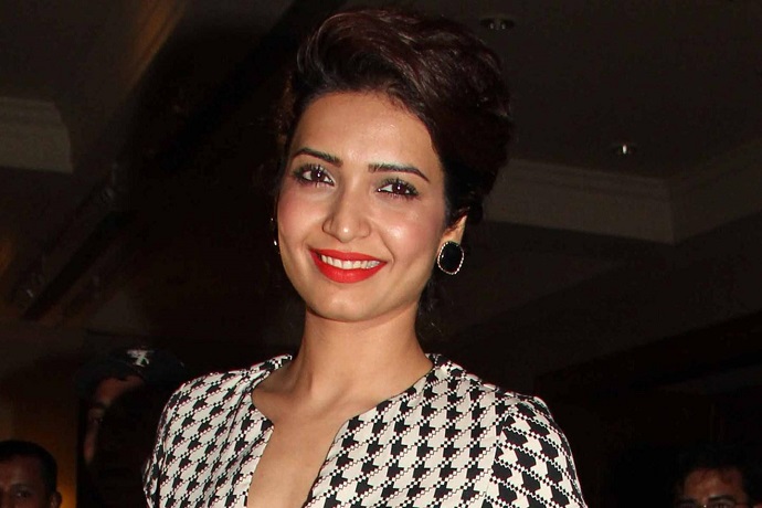 Karishma Tanna hot actress