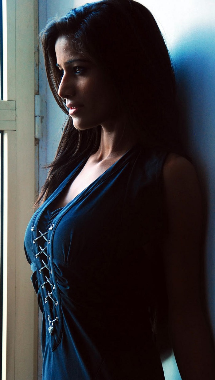 Sizzling Hot Bikini Bollywood Babes