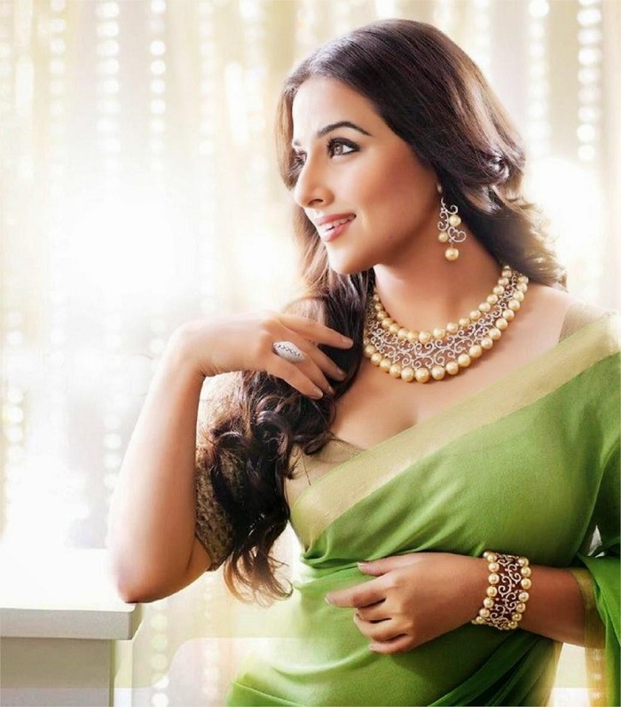 Vidhya Balan Hottest plus Size Figure of Bollywood actresses