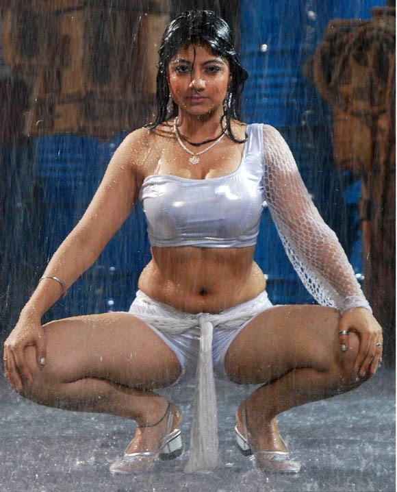 puzhal actress lasya hot stills
