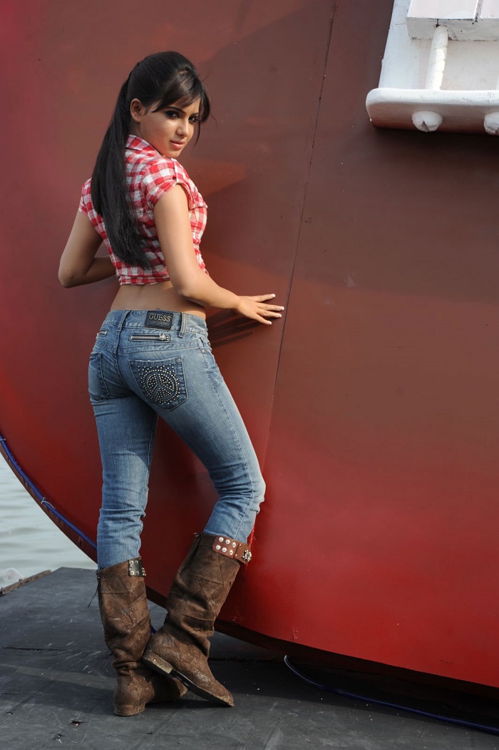Samantha Hot Navel Stills
