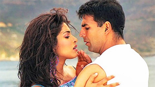 Akshay Kumar and Priyanka Chopra Secret Affairs