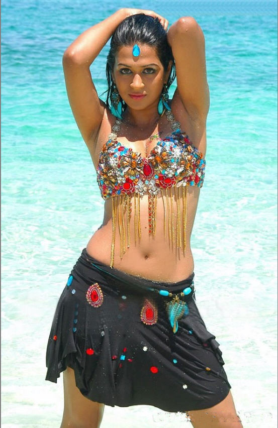 Sharadha Das Photo Gallery