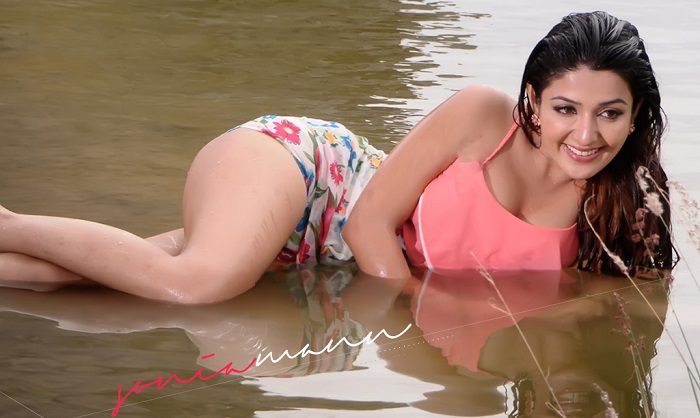 Sonia Manna Hot Stills
