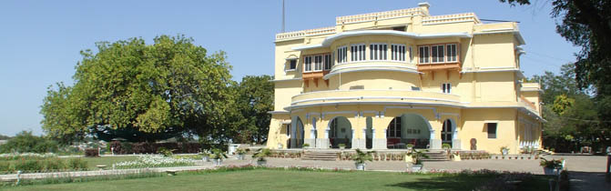 Brij Raj Bhavan haunted places in India