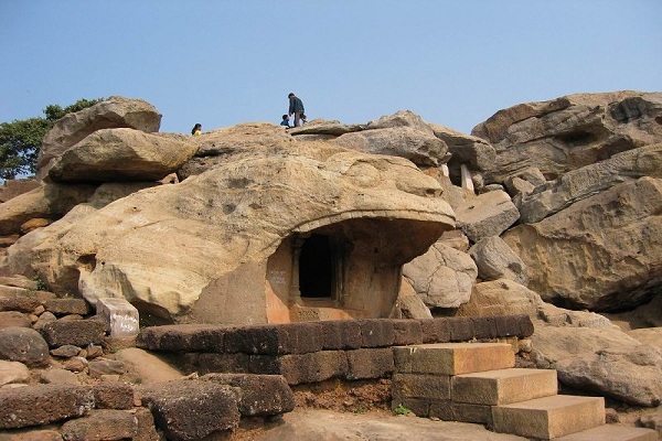 caves-in-india