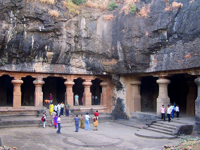 top-10-caves-of-india