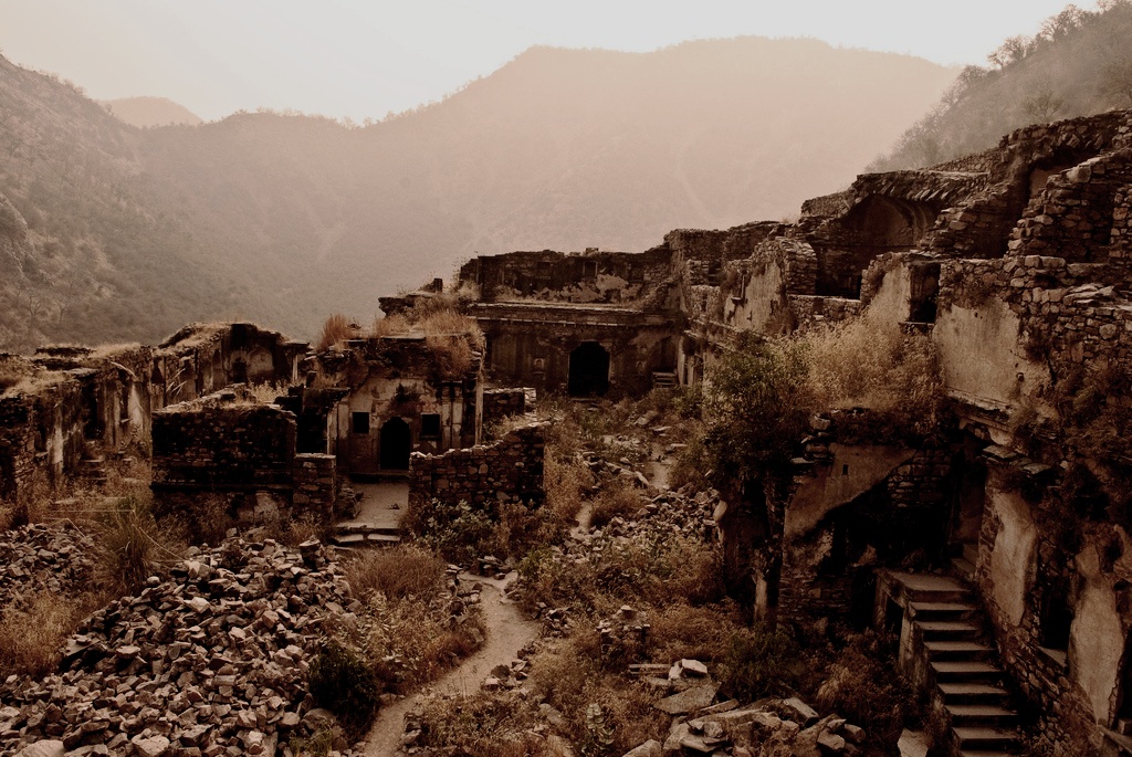 Bhangarh heritage tourist attractions