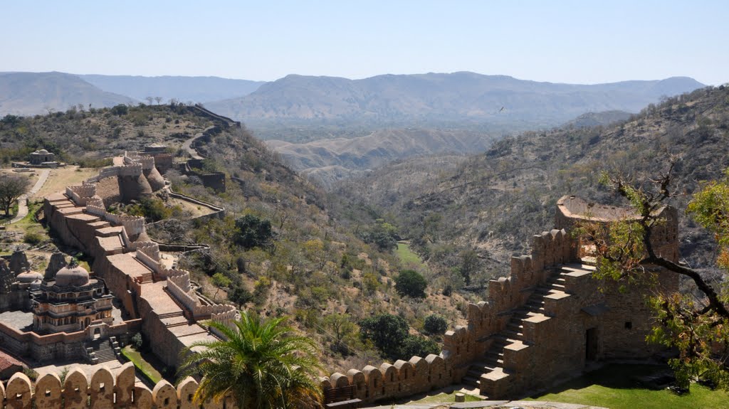 extraordinary-india Great Wall of India