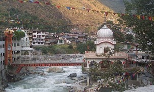 hot-water-springs-at-manikaran
