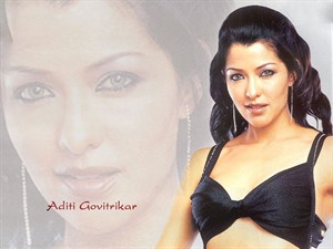 Aditi Govitrikar sexy HD images