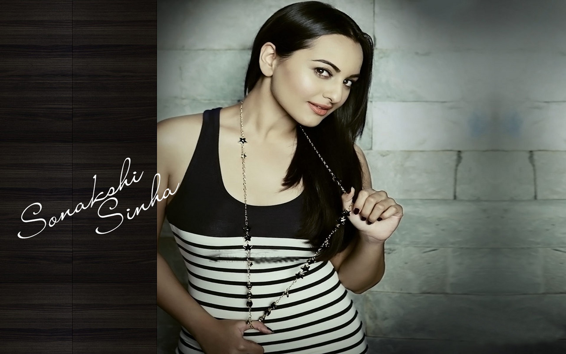 sonakshi sinha full size images - Only HD Wallpapers